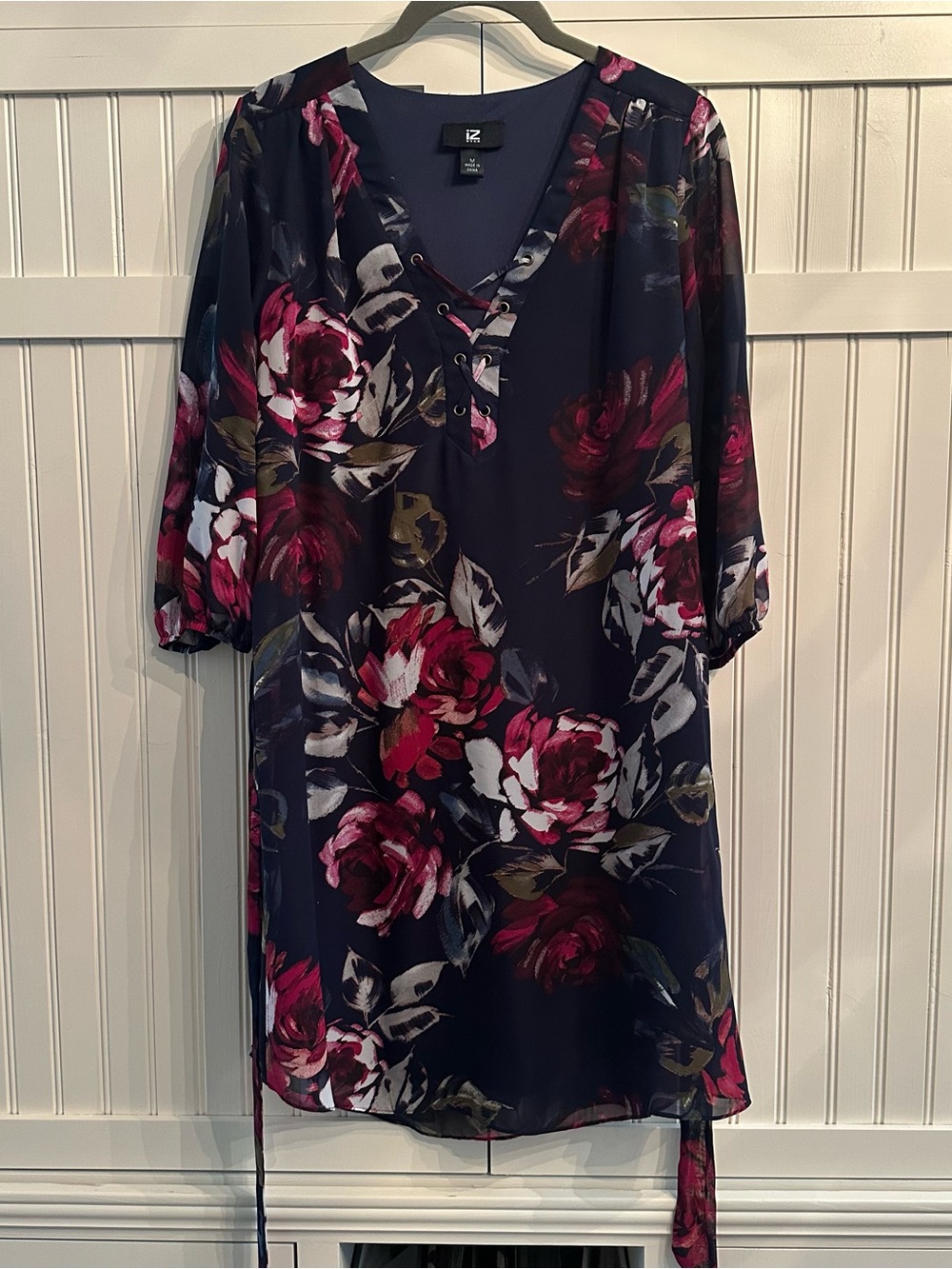 Iz Byer Navy Floral Midi Dress with Pink & White Roses Size M